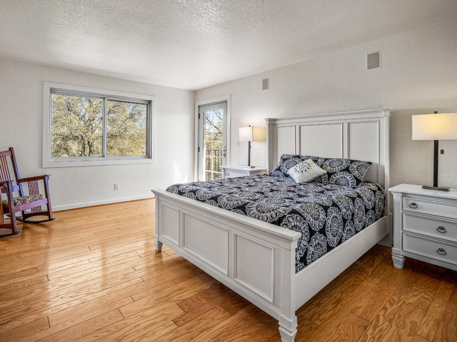 5373 Prairie Loop Placerville, CA 95667 - Photo 20 of 32 Upstairs primary suite with balcony overlooking the land.