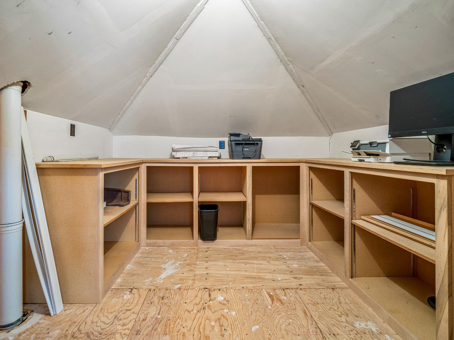 5373 Prairie Loop Placerville, CA 95667 - Photo 26 of 32 Secret storage closet upstairs,