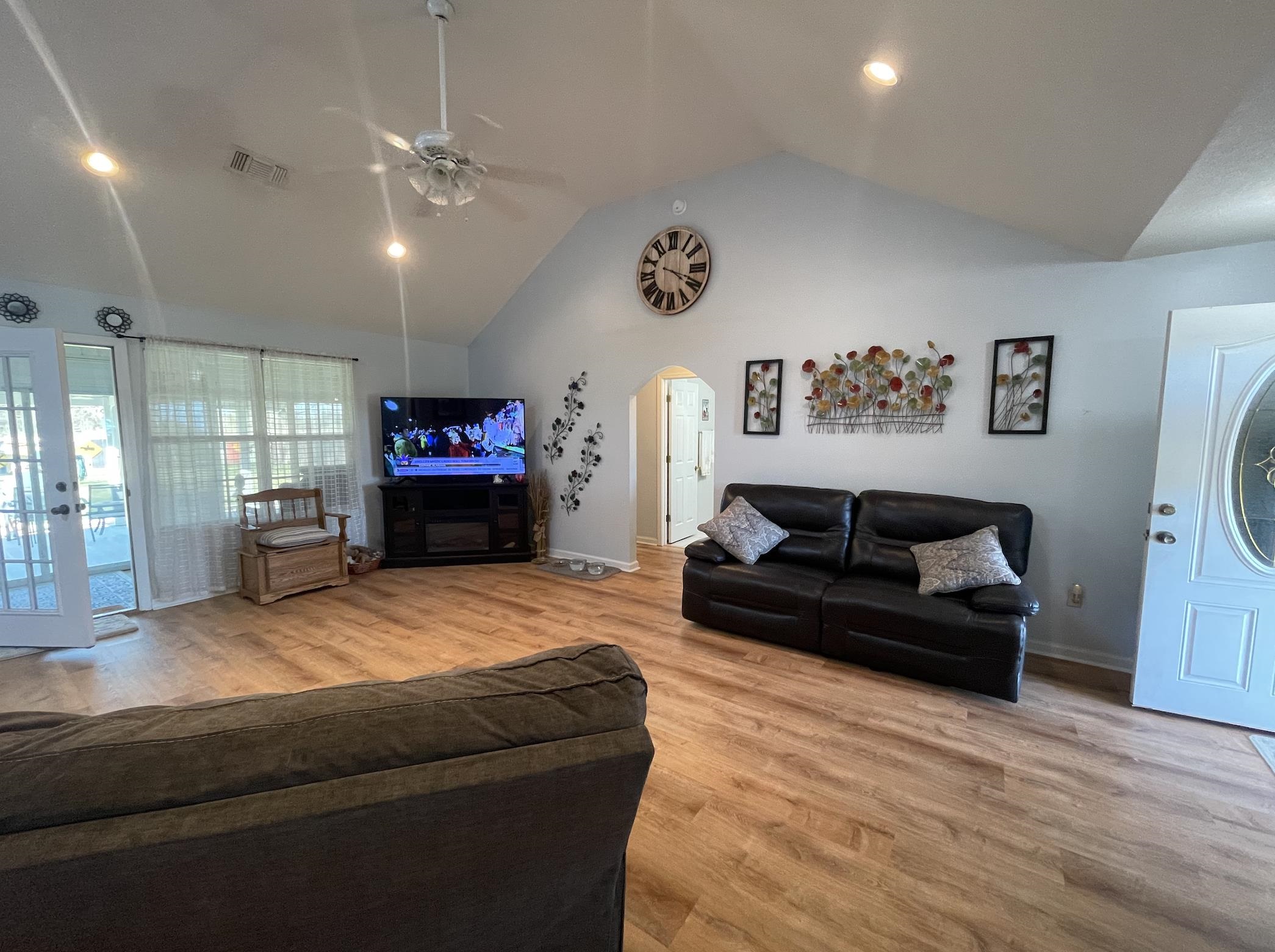 17643 East View Loop Foley, AL 36535 - Photo 10 of 25 Living Room