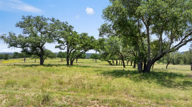 $5,875,000 | 6 Dos Rios Way, Marble Falls, TX 78654