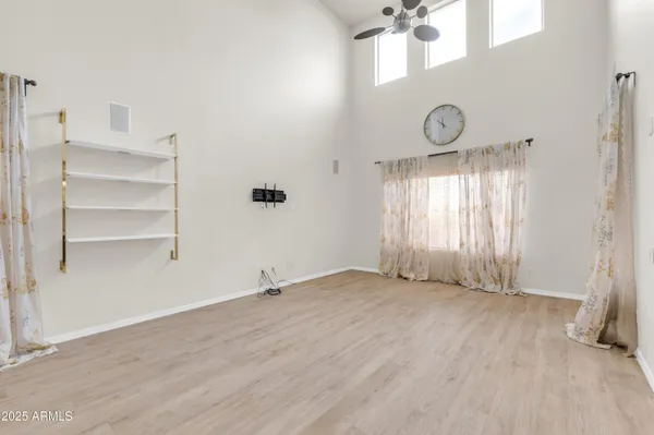 $2,599 | 2040 West Kathleen Road, Phoenix, AZ 85023