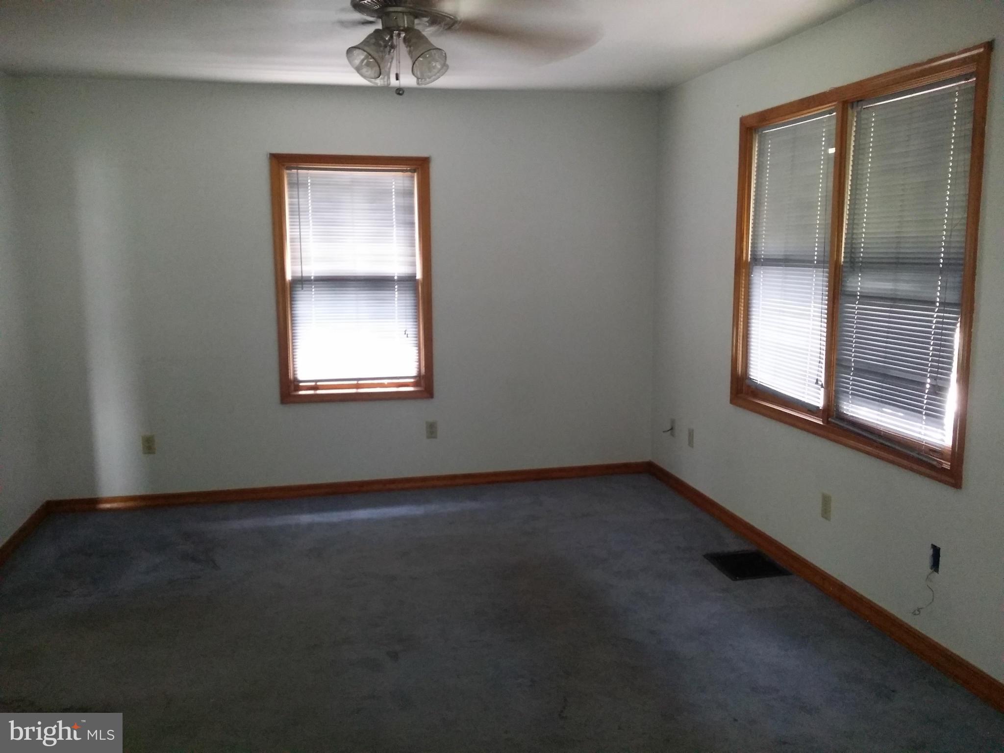 3329 Gapland Road Rohrersville, MD 21779 - Photo 13 of 21 Living Room
