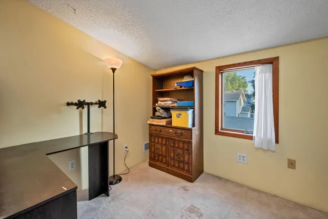 $184,000 | 431 Webster Street, Fairmont, MN 56031