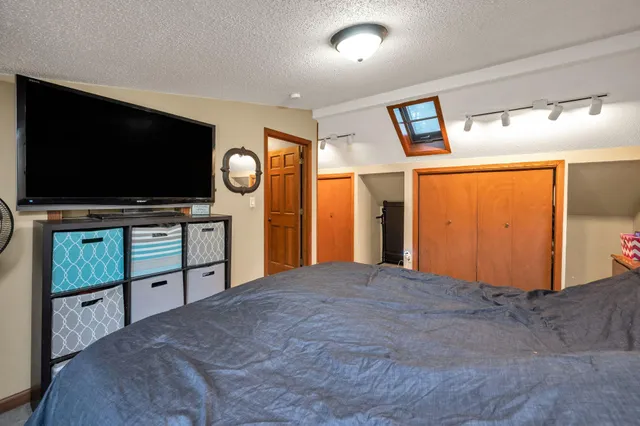 $179,900 | 431 Webster Street, Fairmont, MN 56031