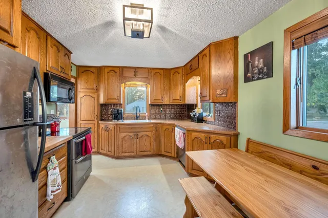 $184,000 | 431 Webster Street, Fairmont, MN 56031