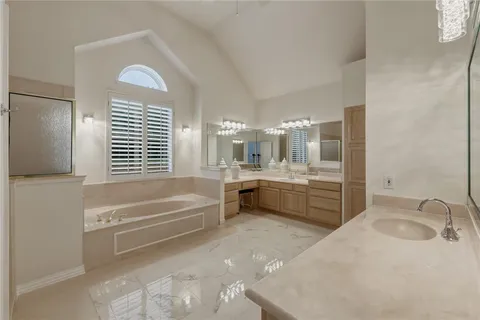 $790,000 | 6375 Pecan Hollow Lane, Burleson, TX 76028