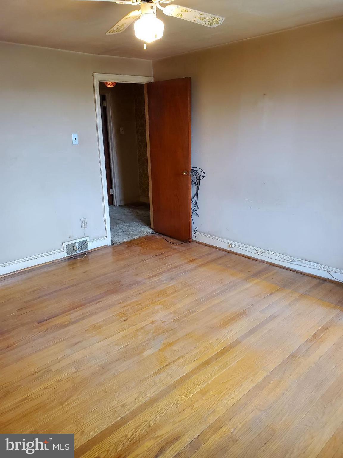 1104 Springfield Road Darby, PA 19023 - Photo 14 of 20