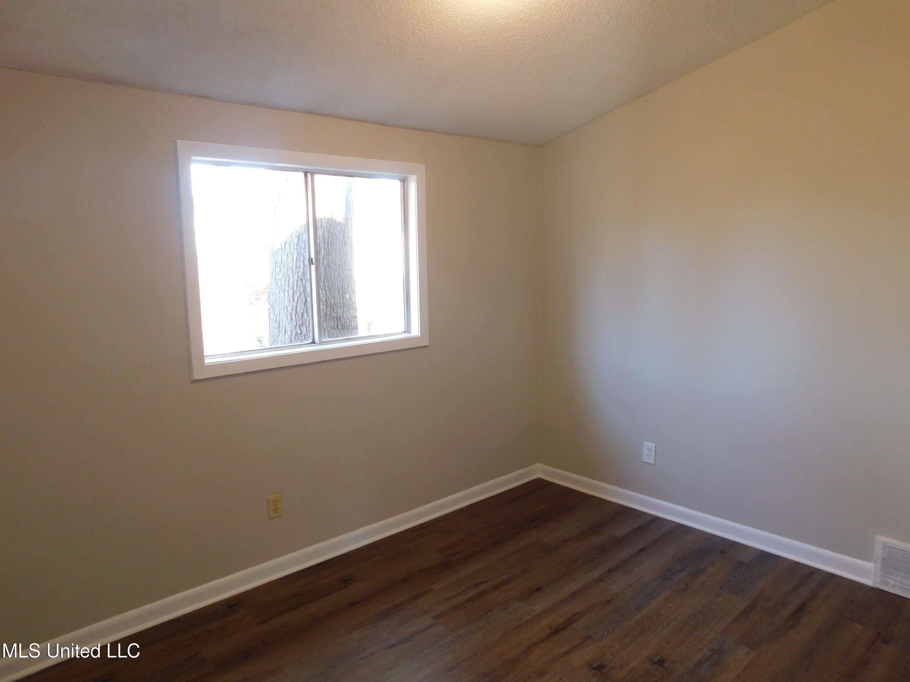 6600 Embassy Circle Horn Lake, MS 38637 - Photo 12 of 19 DSCN1566