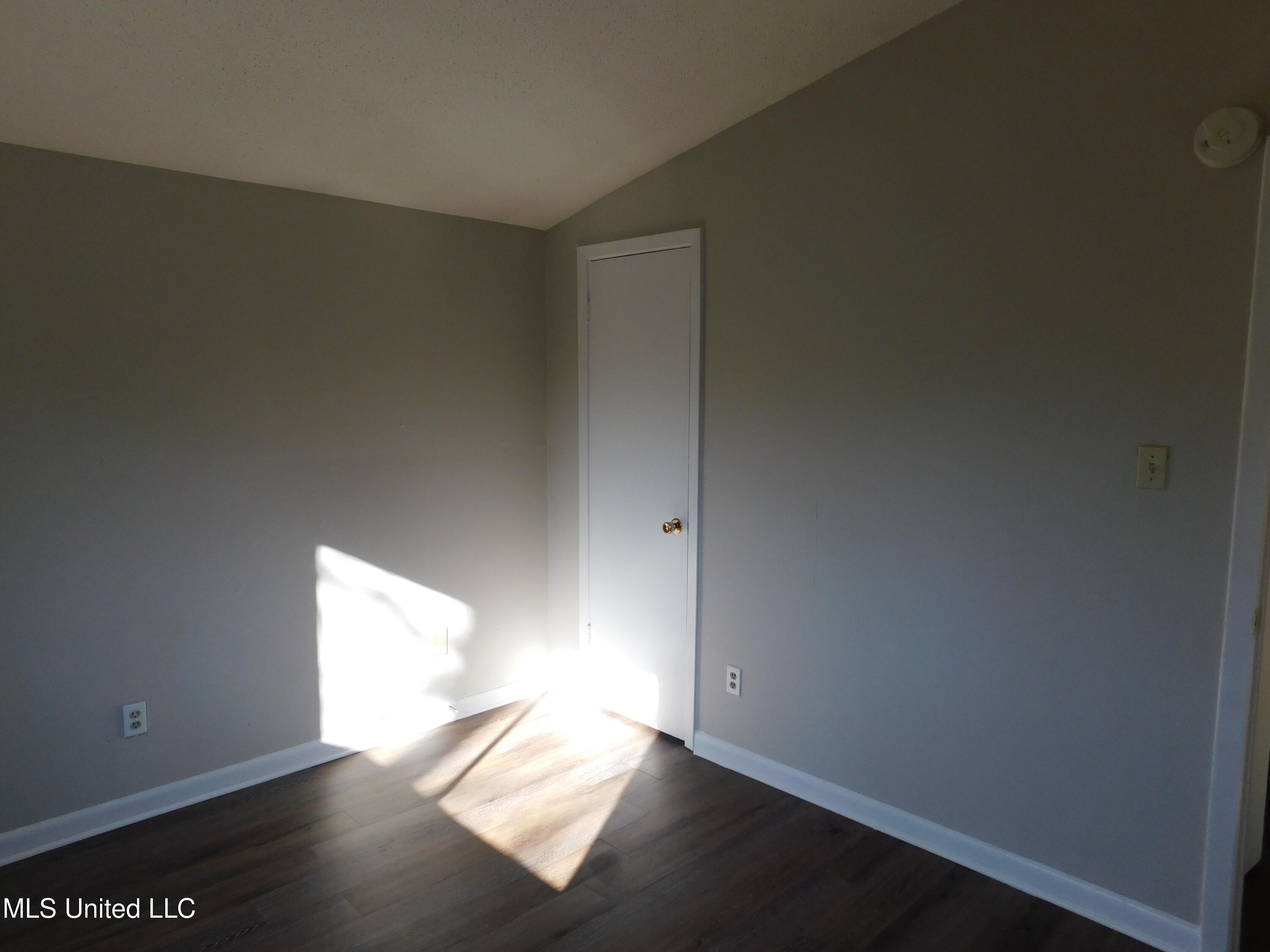 6600 Embassy Circle Horn Lake, MS 38637 - Photo 10 of 19 DSCN1564