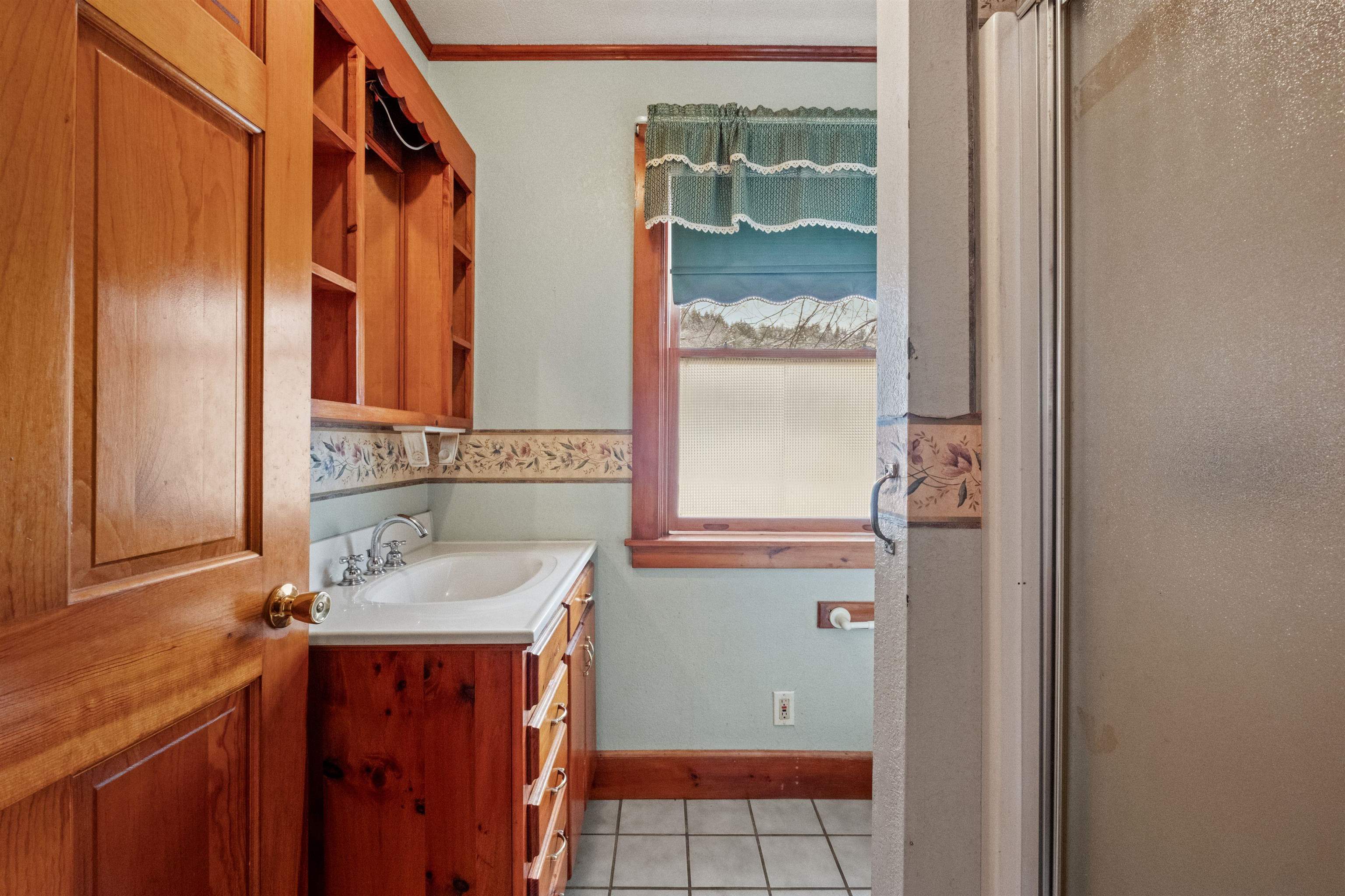 4256 Middlebrook Road Fairlee, VT 05045 - Photo 18 of 48