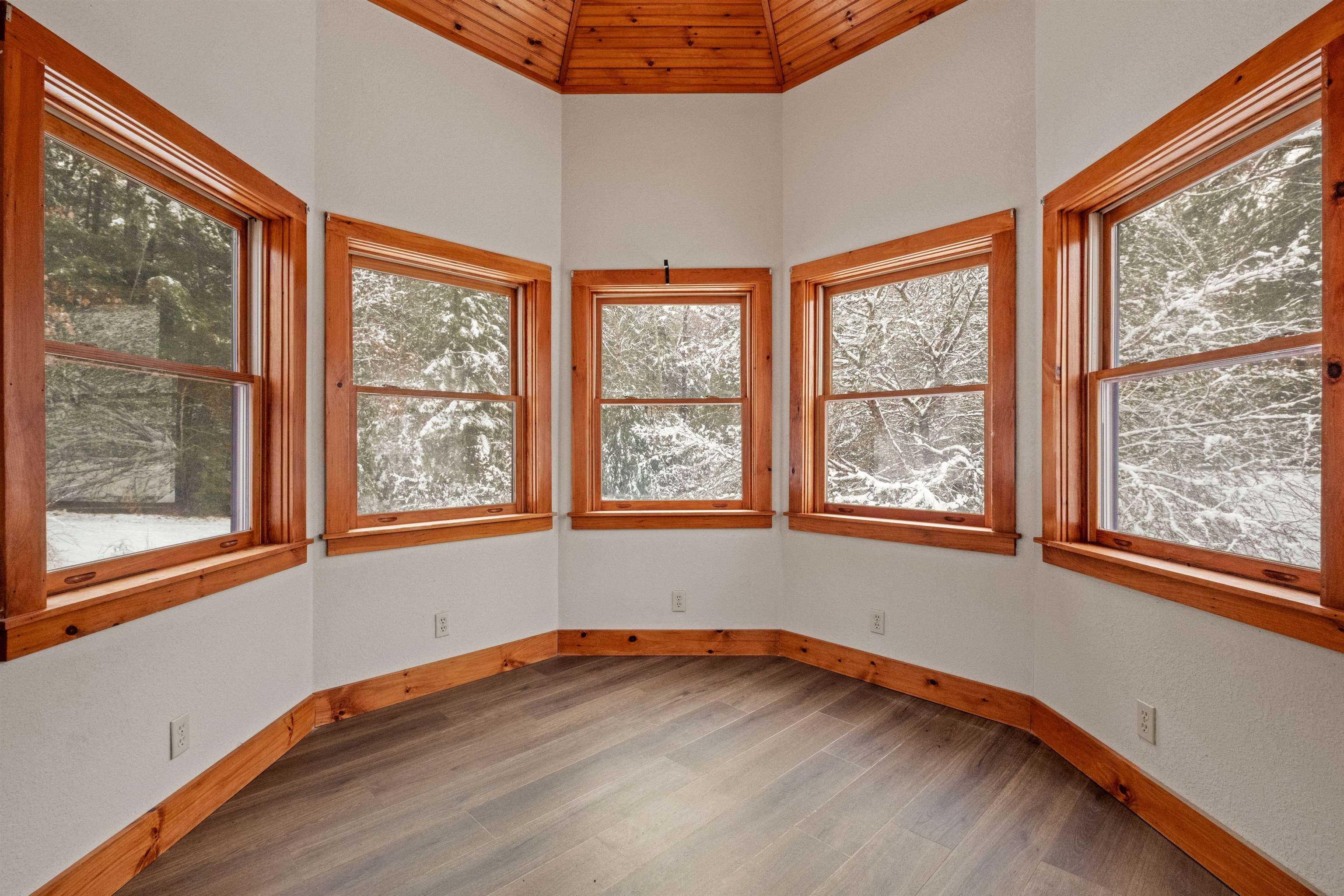 4256 Middlebrook Road Fairlee, VT 05045 - Photo 23 of 48