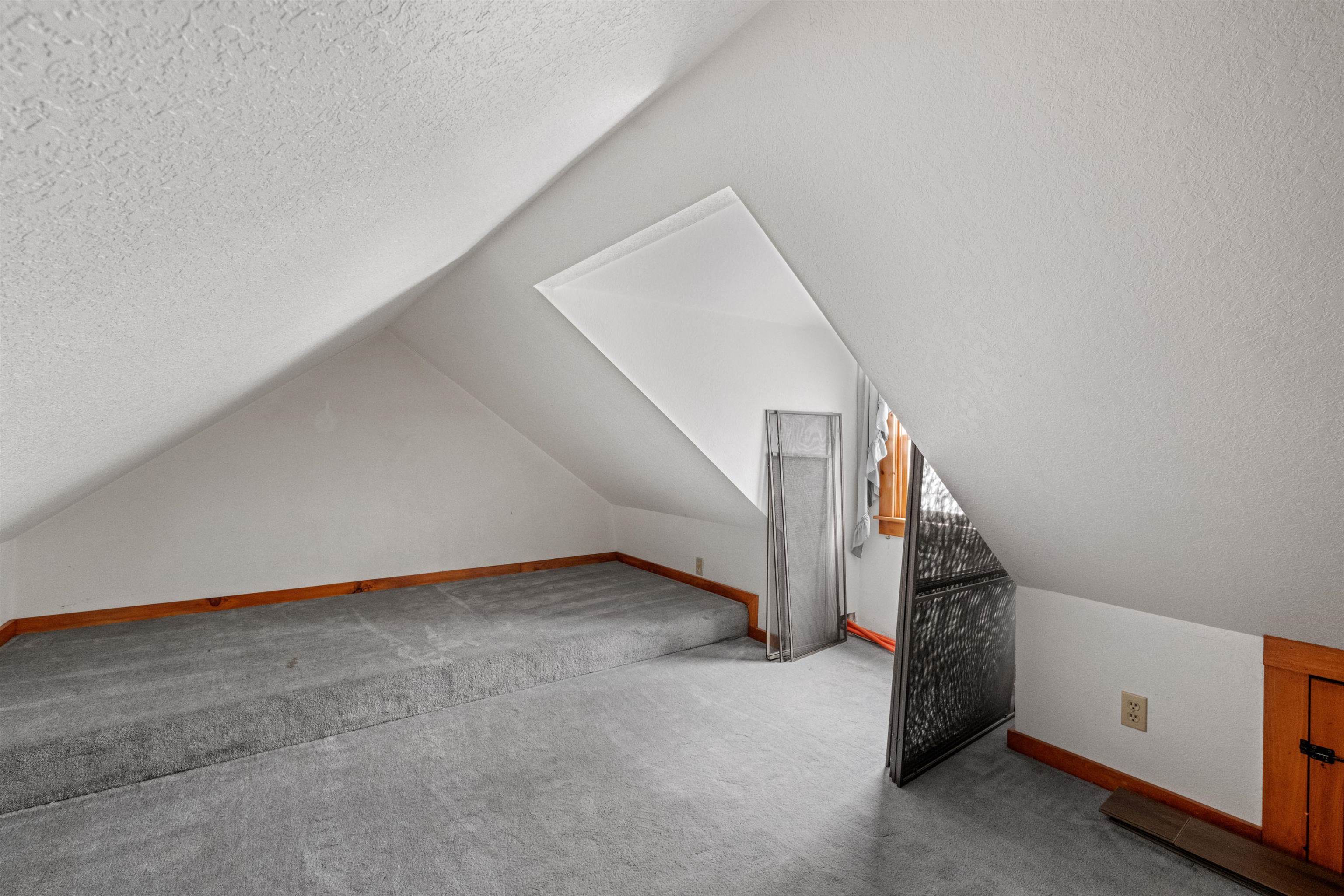 4256 Middlebrook Road Fairlee, VT 05045 - Photo 27 of 48