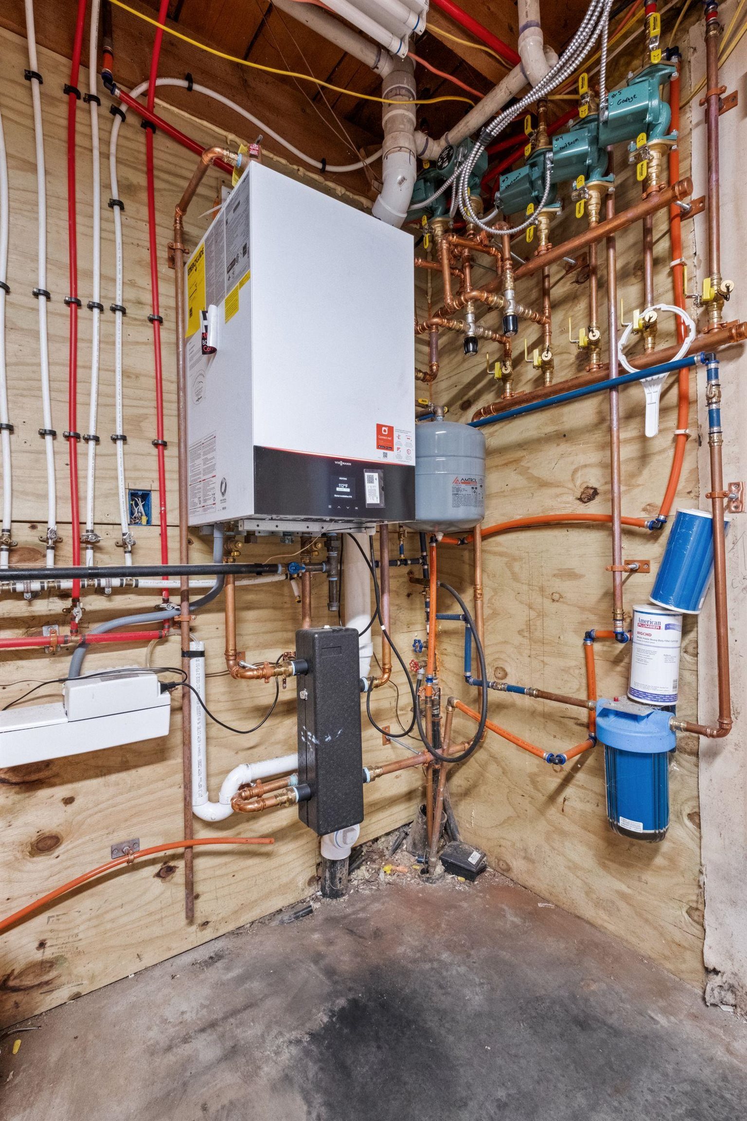 4256 Middlebrook Road Fairlee, VT 05045 - Photo 4 of 48