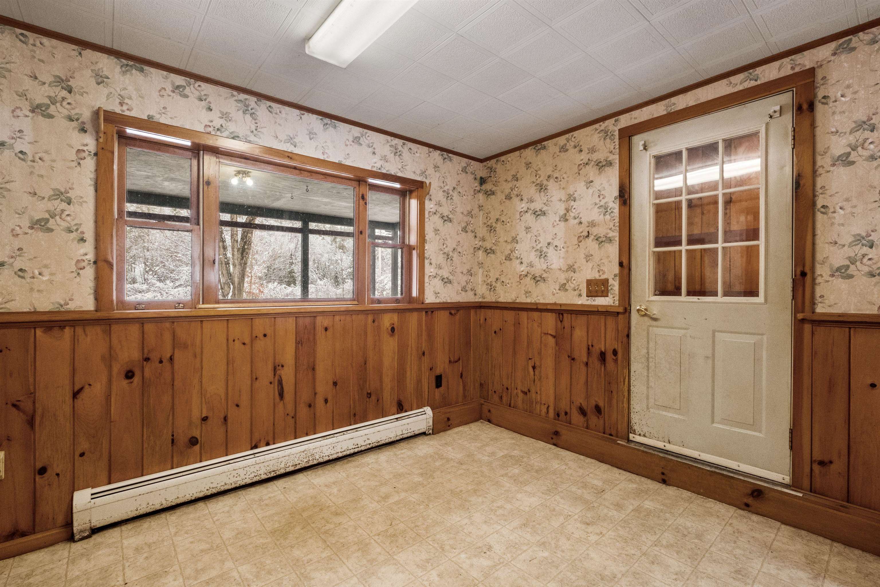 4256 Middlebrook Road Fairlee, VT 05045 - Photo 7 of 48