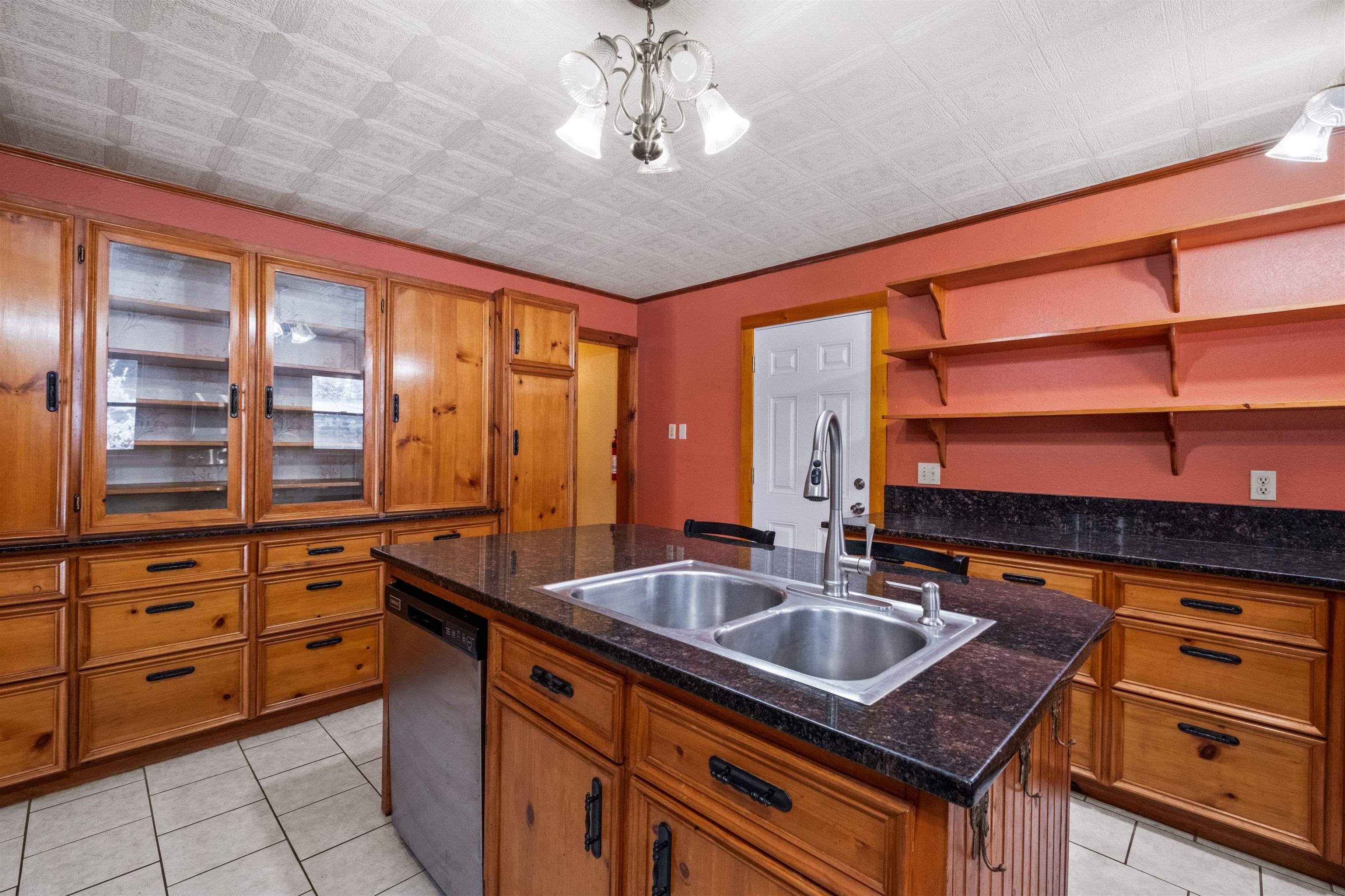 4256 Middlebrook Road Fairlee, VT 05045 - Photo 10 of 48