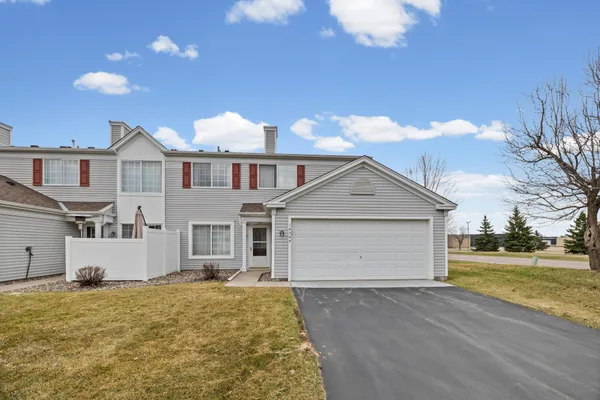 $260,000 | 14744 Excelsior Lane, Unit 21, Apple Valley, MN 55124