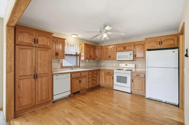 $399,999 | 5585 129th Drive North, Hugo, MN 55038