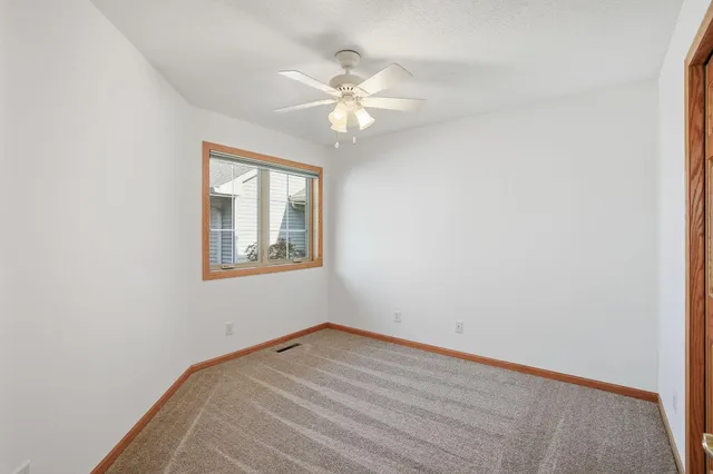 $399,999 | 5585 129th Drive North, Hugo, MN 55038