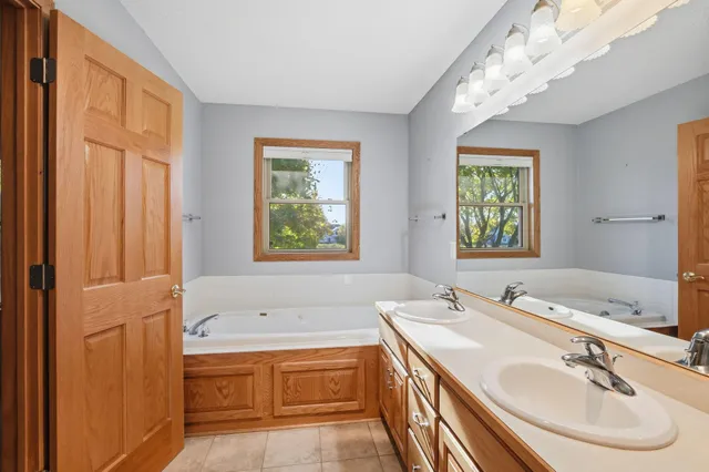 $399,999 | 5585 129th Drive North, Hugo, MN 55038