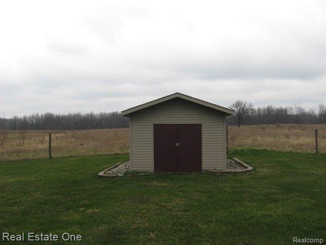 6131 Perry Road Grand Blanc, MI 48439 - Photo 15 of 16 SHED
