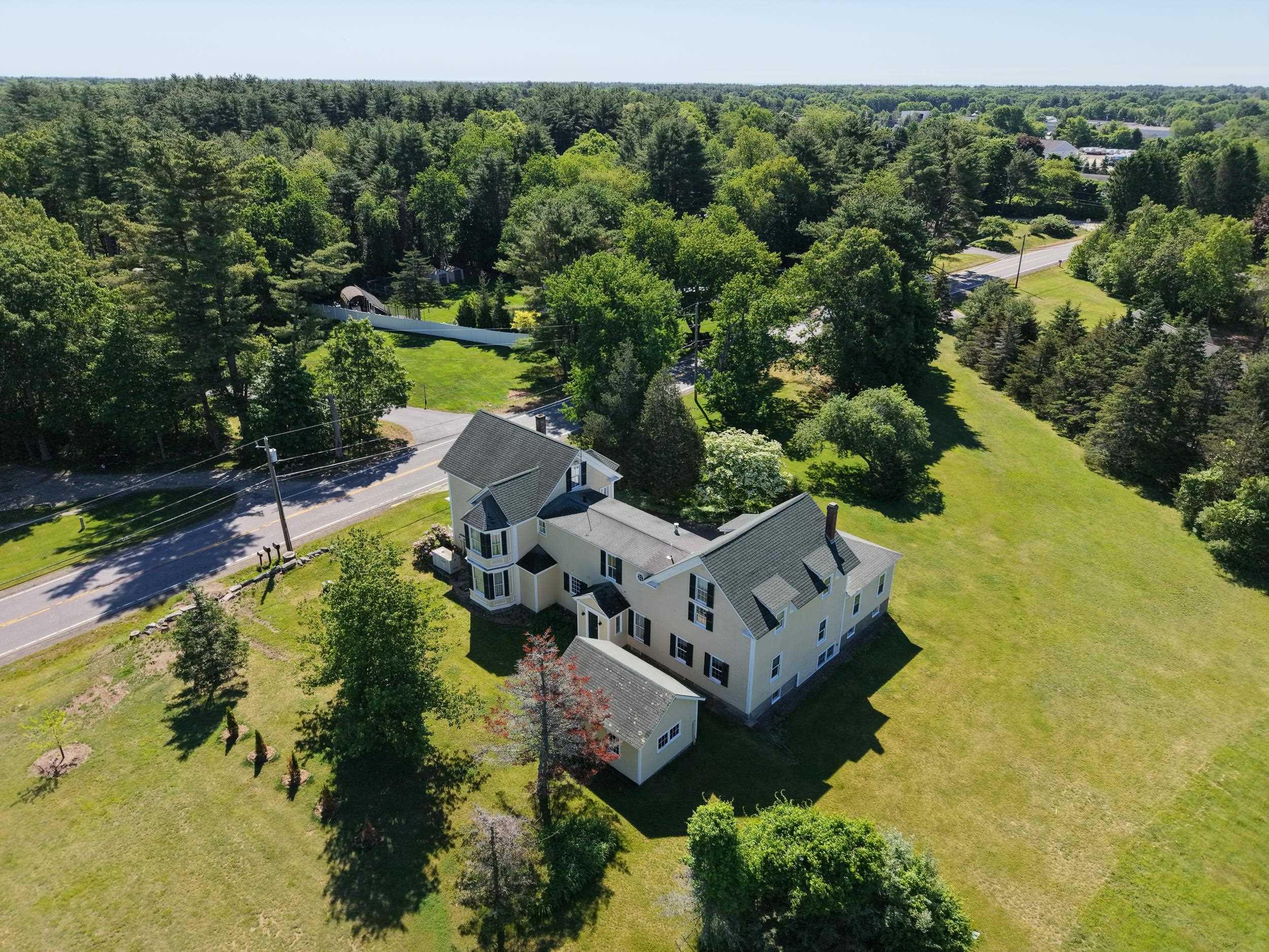 34 Post Road, Unit 3 North Hampton, NH 03862 - Photo 8 of 47