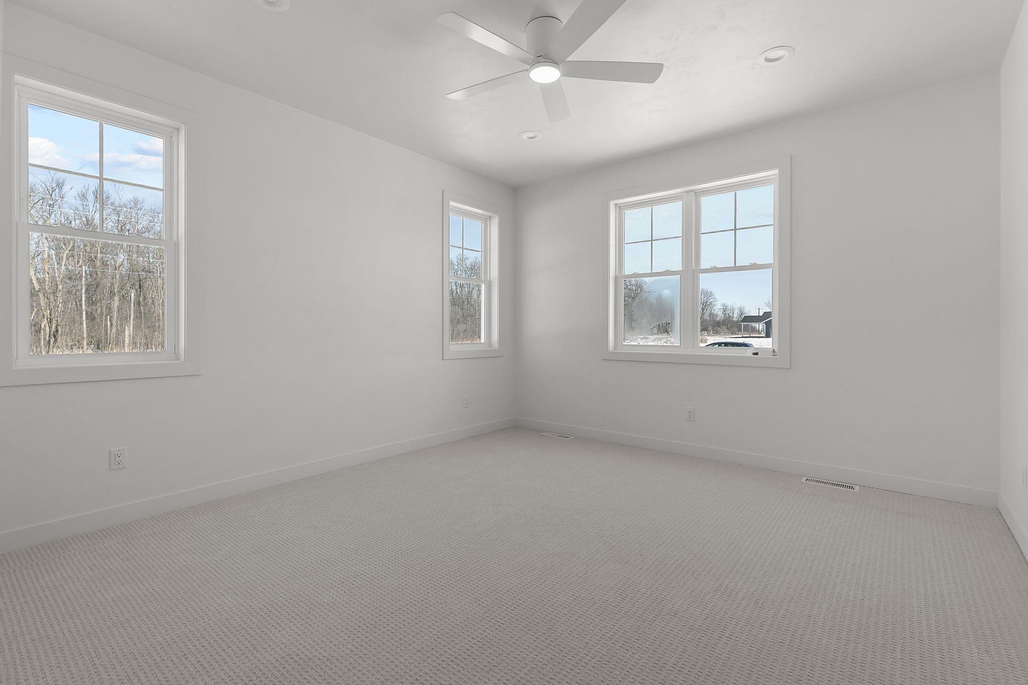 N8881 Killarney Way Menasha, WI 54952 - Photo 16 of 45