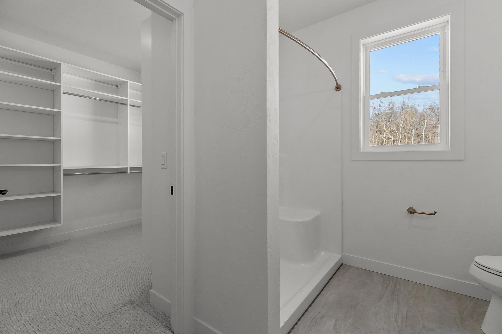 N8881 Killarney Way Menasha, WI 54952 - Photo 20 of 45