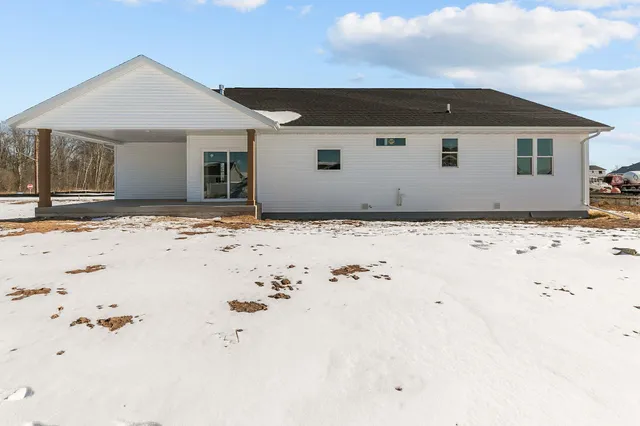 $649,900 | N8881 Killarney Way, Menasha, WI 54952