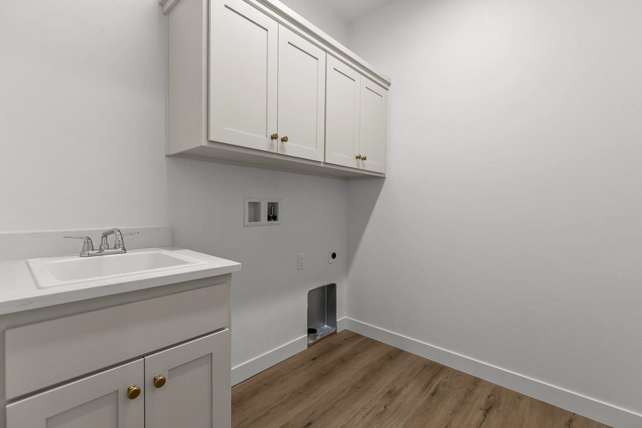 N8881 Killarney Way Menasha, WI 54952 - Photo 25 of 45