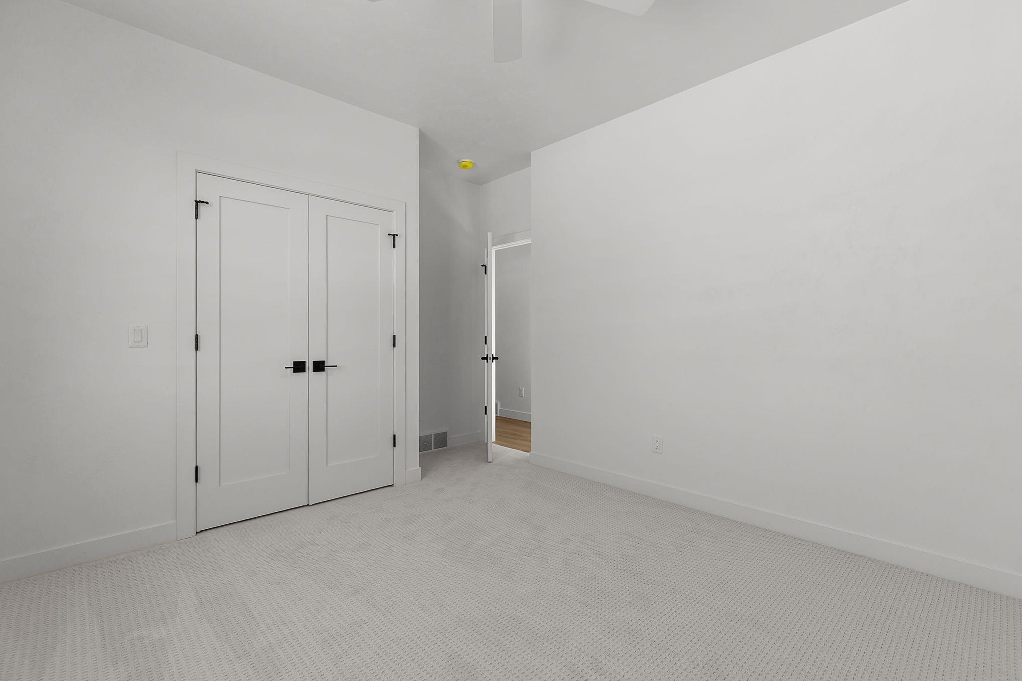 N8881 Killarney Way Menasha, WI 54952 - Photo 27 of 45