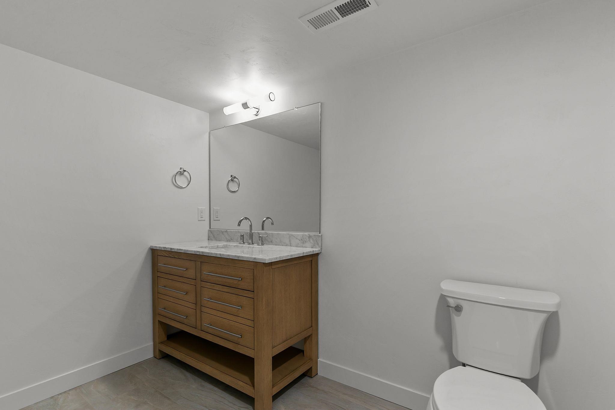 N8881 Killarney Way Menasha, WI 54952 - Photo 38 of 45