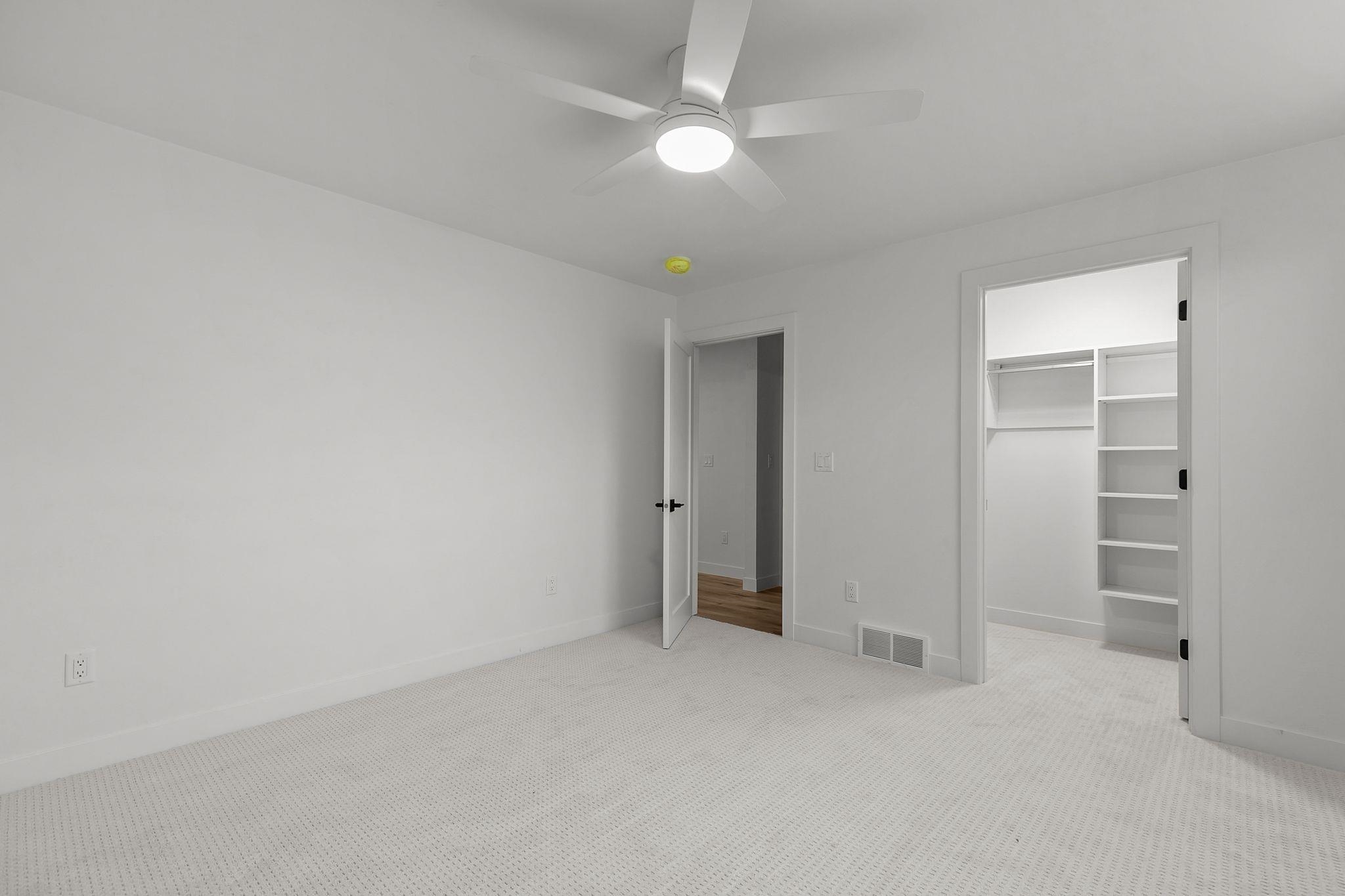 N8881 Killarney Way Menasha, WI 54952 - Photo 40 of 45