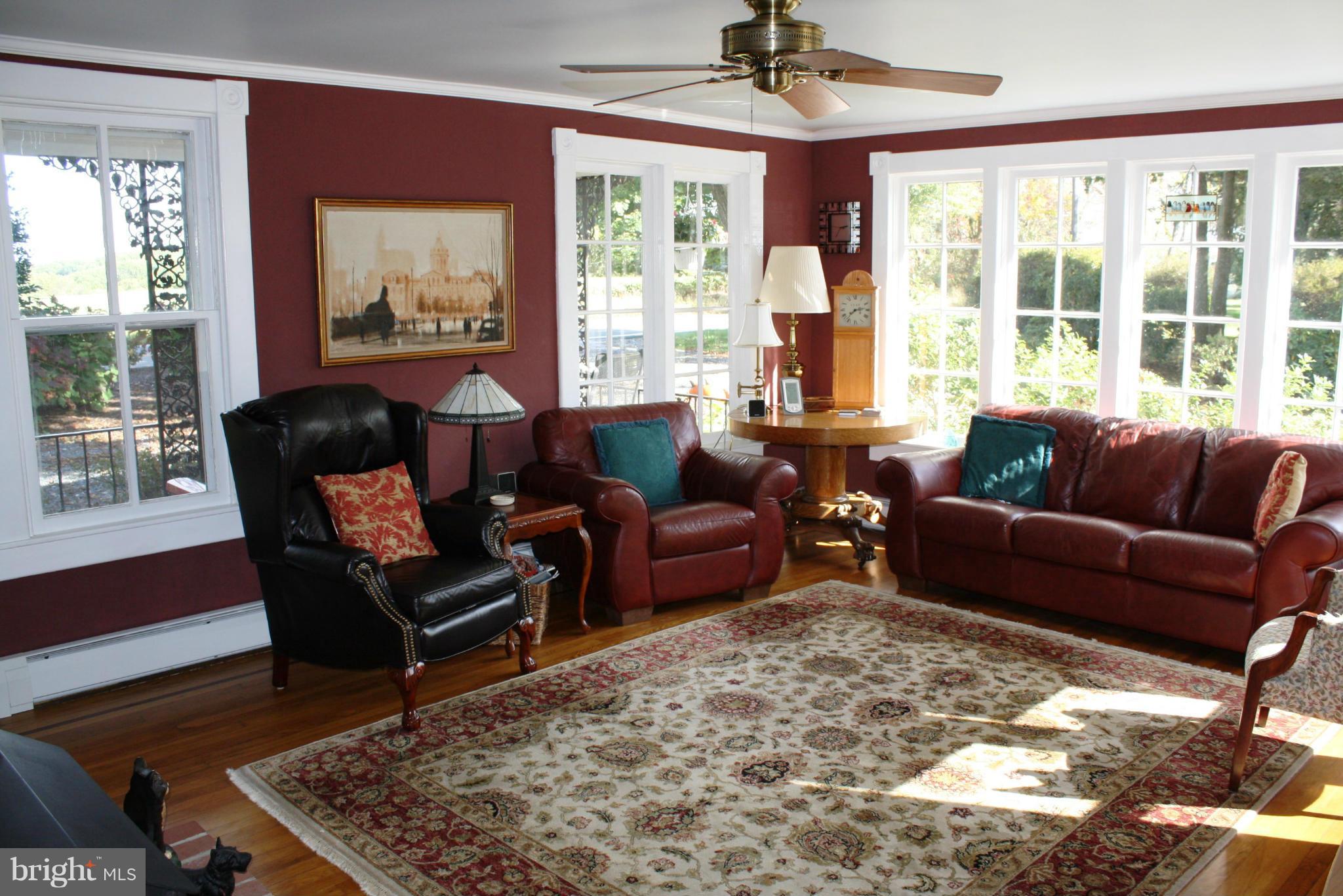 13914 Baldwin Mill Road Baldwin, MD 21013 - Photo 14 of 30 Living Room