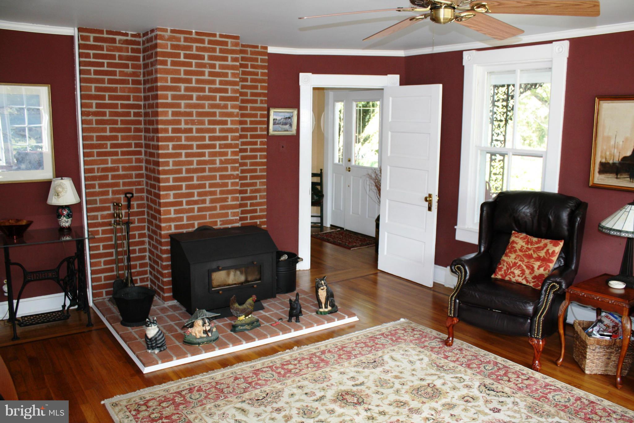 13914 Baldwin Mill Road Baldwin, MD 21013 - Photo 15 of 30 Living Room