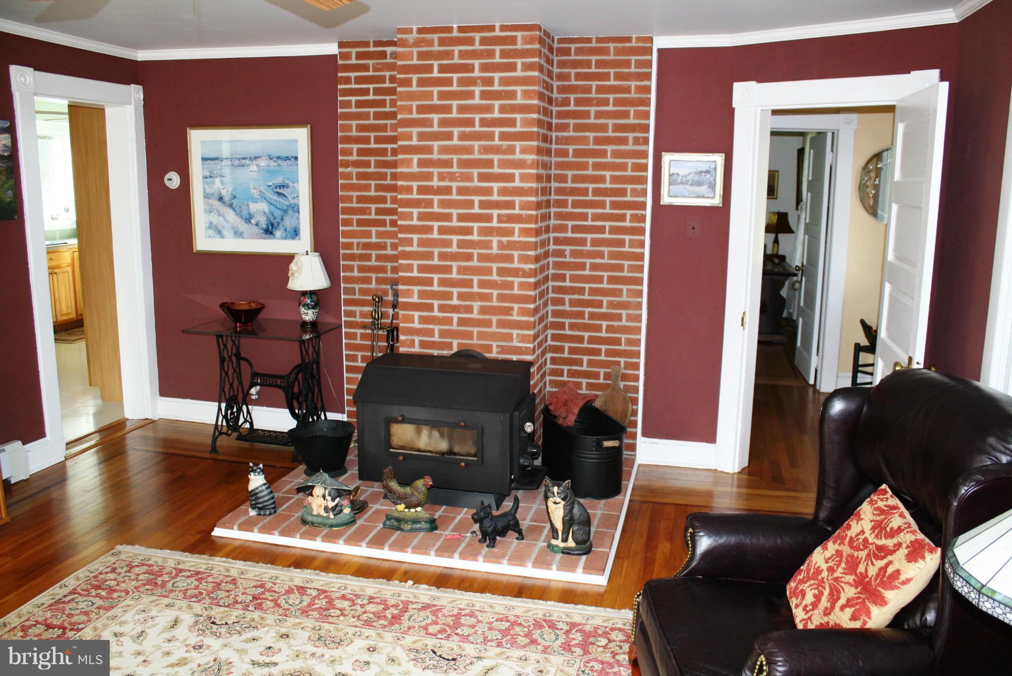 13914 Baldwin Mill Road Baldwin, MD 21013 - Photo 16 of 30 Living Room