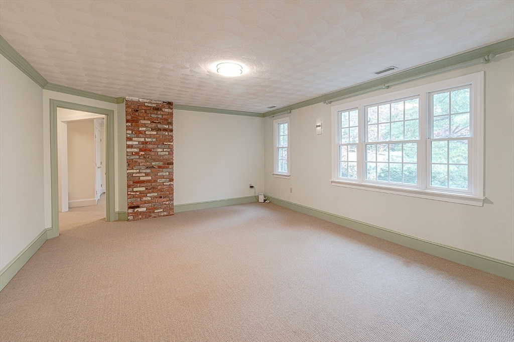 100 Page Road Bedford, MA 01730 - Photo 19 of 42