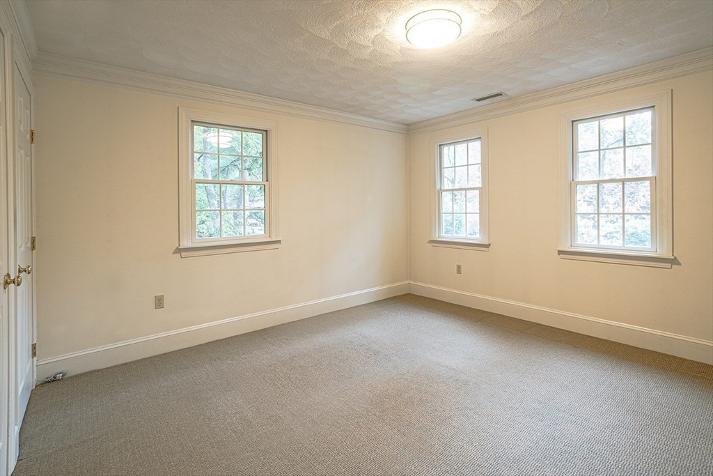 100 Page Road Bedford, MA 01730 - Photo 20 of 42