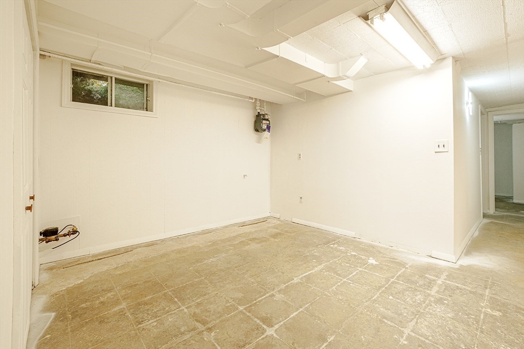 100 Page Road Bedford, MA 01730 - Photo 36 of 42