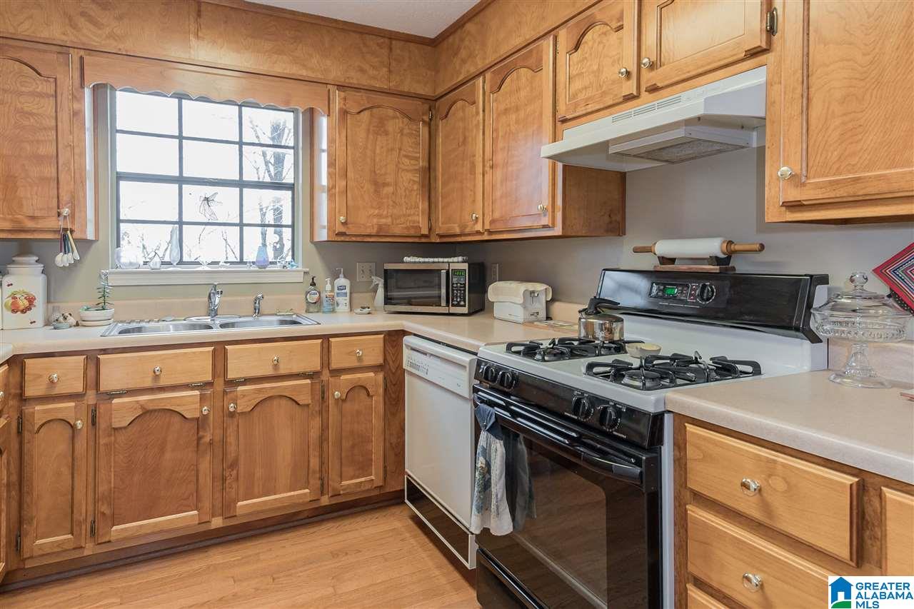 2439 Rockcreek Road Birmingham, AL 35226 - Photo 17 of 36