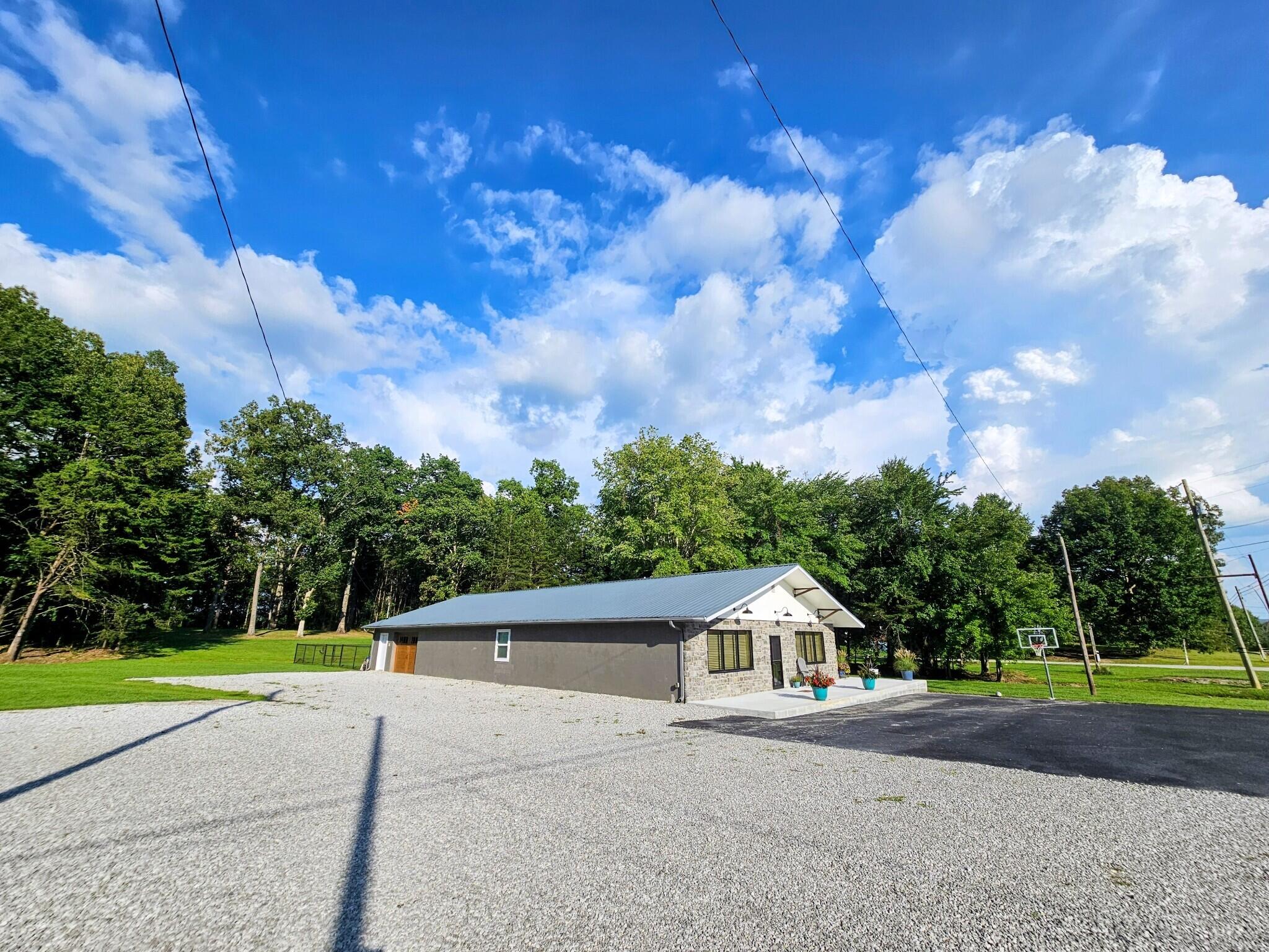 571 Main Street Palmer, TN 37365 - Photo 37 of 40 2976669-6