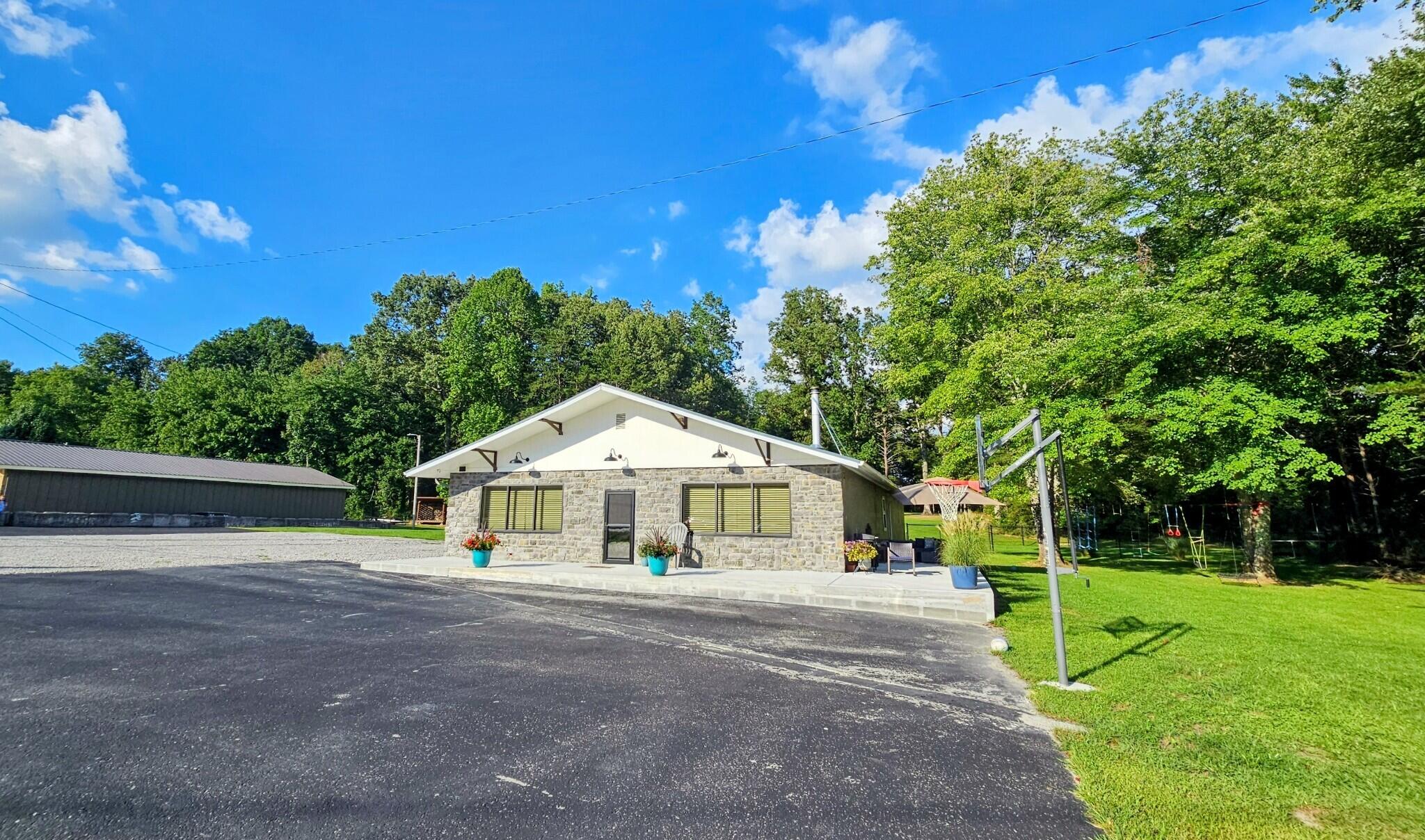 571 Main Street Palmer, TN 37365 - Photo 9 of 40 2976669-1