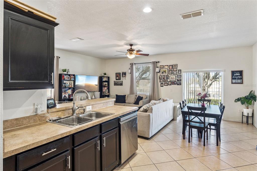 3933 Pemberly Pines Circle St. Cloud, FL 34769 - Photo 11 of 26