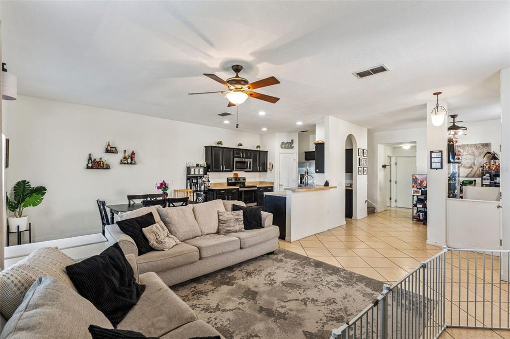 3933 Pemberly Pines Circle St. Cloud, FL 34769 - Photo 9 of 26