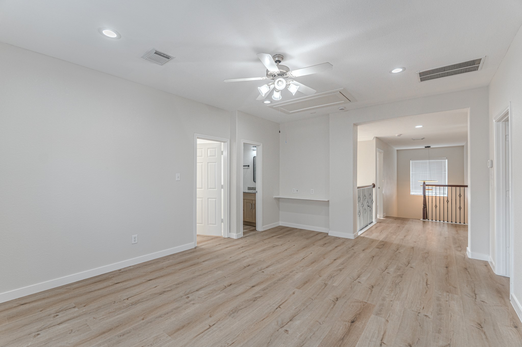 27 Fraiser Fir Place Spring, TX 77389 - Photo 32 of 43
