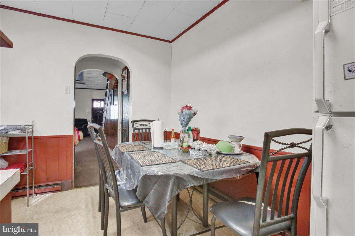533 Locust Street Reading, PA 19604 - Photo 8 of 12 Gallery Image 8
