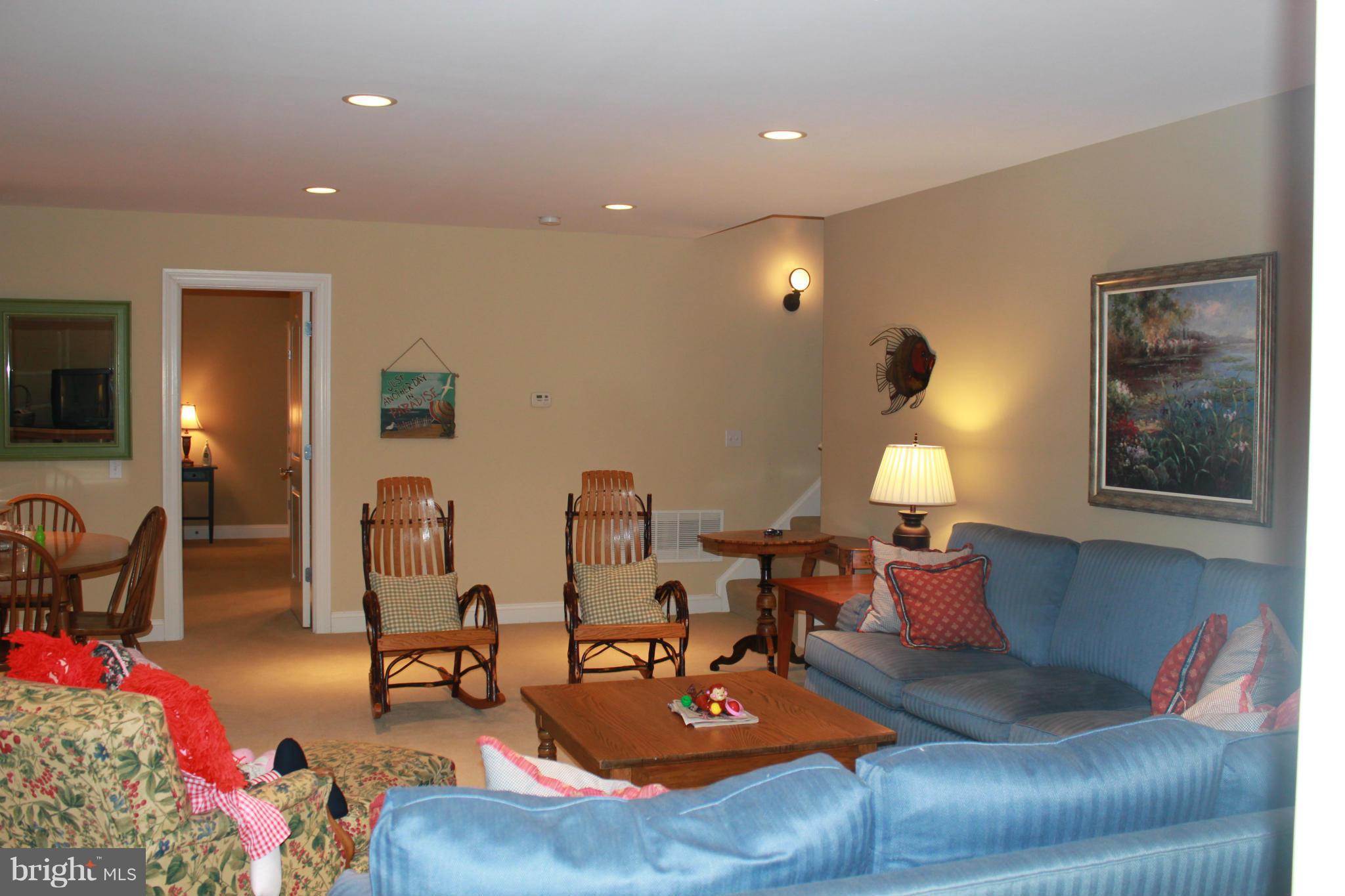138 Riverside Road Edgewater, MD 21037 - Photo 25 of 29 Interior (General)
