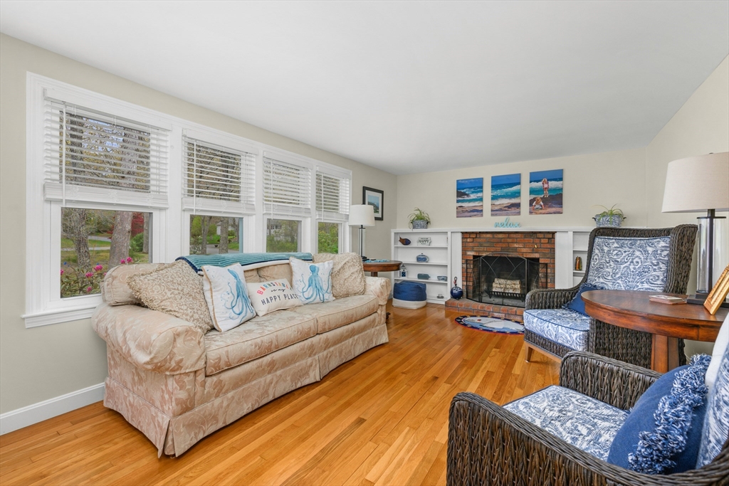 122 Salt Rock Road Barnstable, MA 02630 - Photo 2 of 35 Gallery Image 2