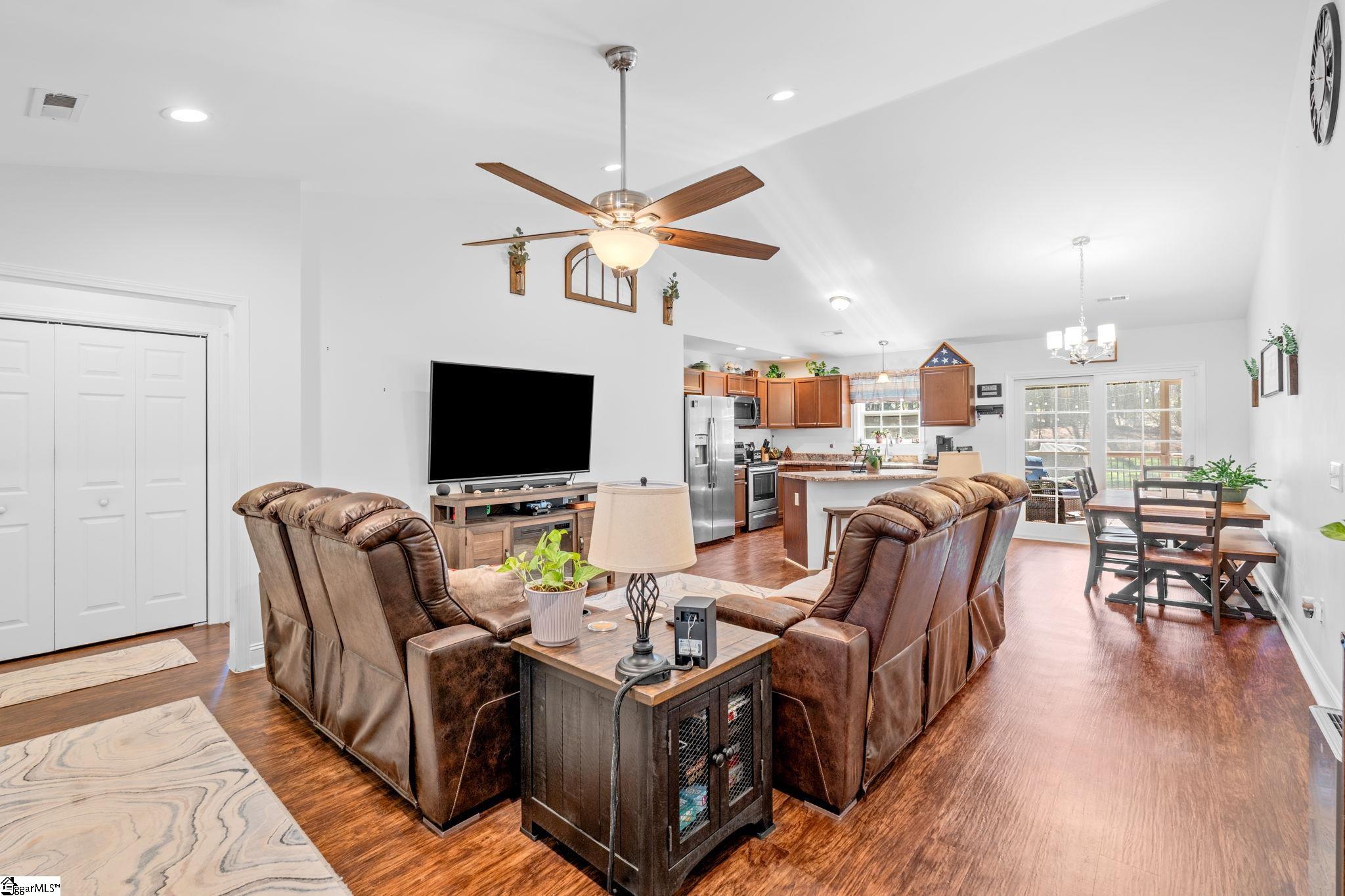 108 Sm Lyerly Road Anderson, SC 29621 - Photo 11 of 48