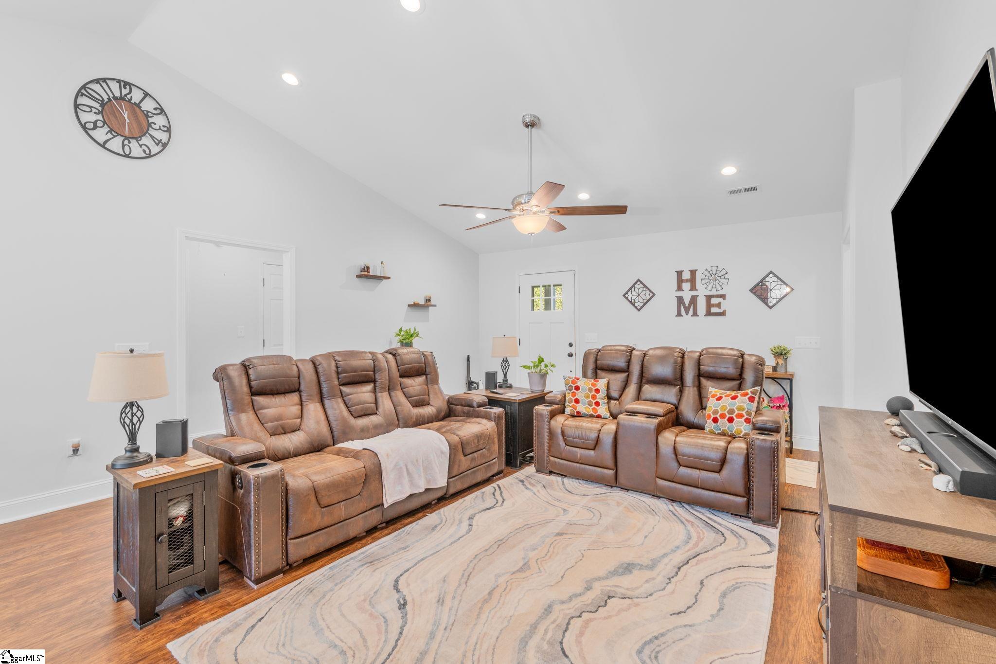 108 Sm Lyerly Road Anderson, SC 29621 - Photo 9 of 48