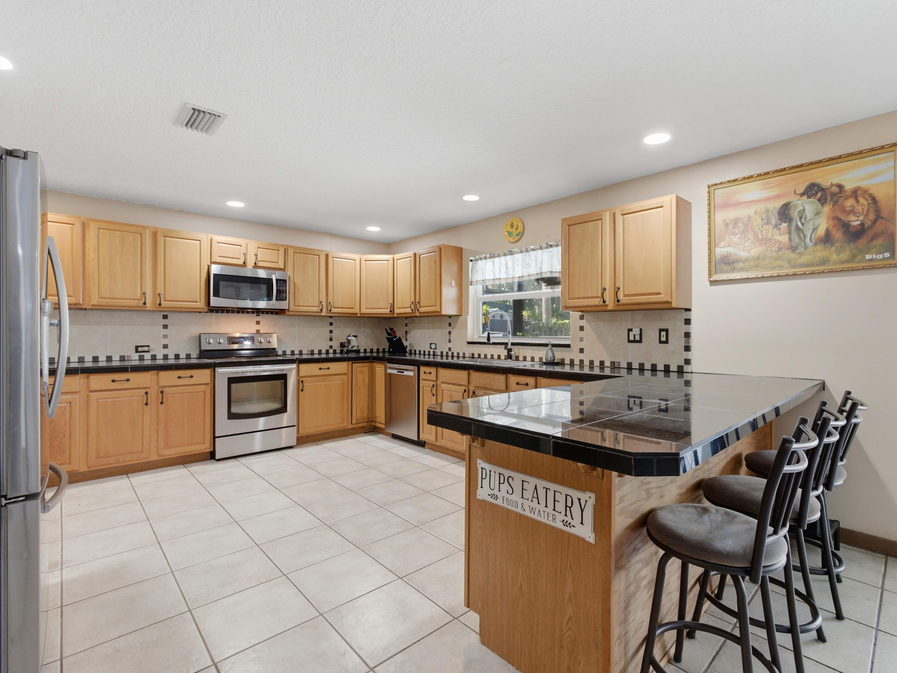 21321 Sawmill Court Boca Raton, FL 33498 - Photo 14 of 56 Kitchen